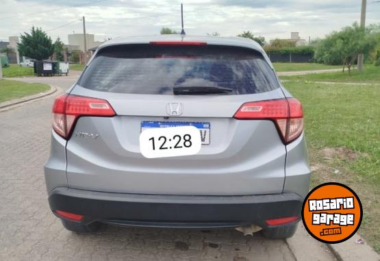 Autos - Honda Hrv 2017 Nafta 140000Km - En Venta