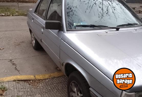 Autos - Renault Reanult 9 1992 Nafta 200000Km - En Venta
