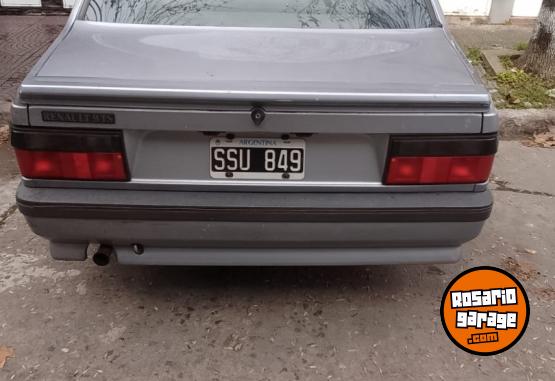 Autos - Renault Reanult 9 1992 Nafta 200000Km - En Venta