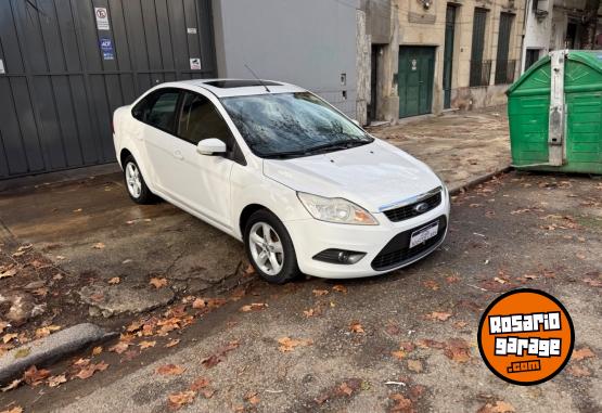 Autos - Ford Focus trend plus exe 2.0 2010 Nafta 150000Km - En Venta