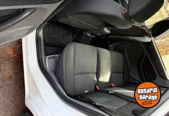 Autos - Ford Focus trend plus exe 2.0 2010 Nafta 150000Km - En Venta