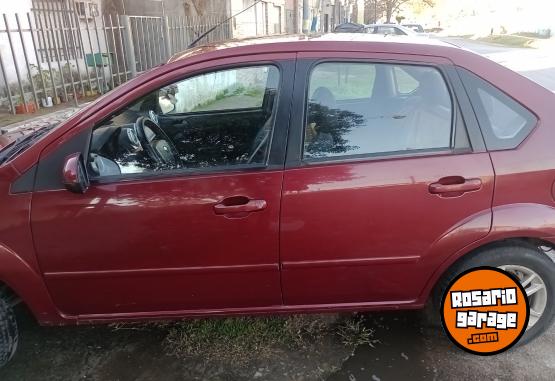 Autos - Ford Fiesta Max 2008 GNC 360000Km - En Venta