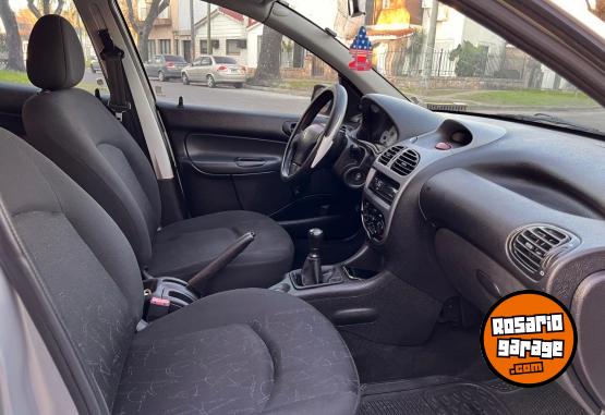 Autos - Peugeot 206 2010 Nafta 110000Km - En Venta