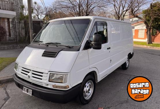Utilitarios - Renault Trafic larga 2002 Diesel 480Km - En Venta