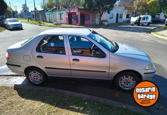 Autos - Fiat Siena 2005 Nafta 270000Km - En Venta