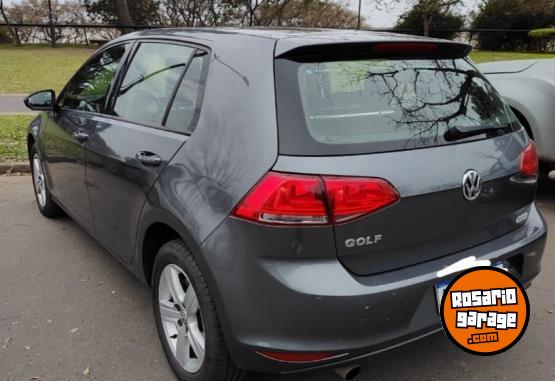 Autos - Volkswagen Golf Trendline 2016 Nafta 124000Km - En Venta