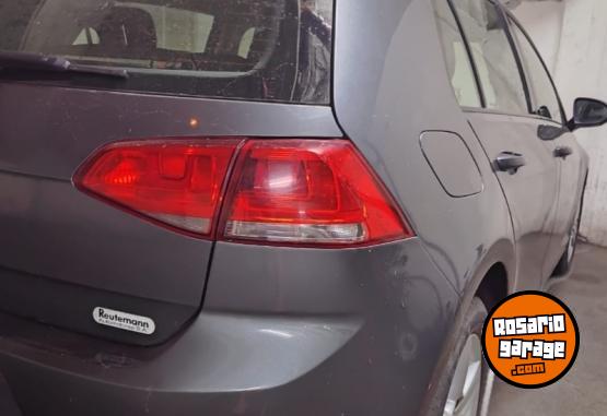 Autos - Volkswagen Golf Trendline 2016 Nafta 124000Km - En Venta