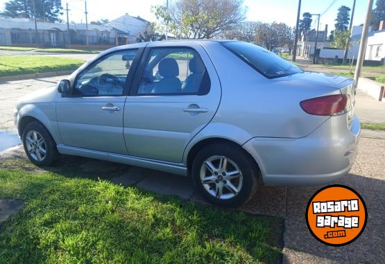 Autos - Fiat Siena 1.4 2017 GNC 187000Km - En Venta