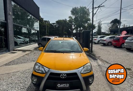 Autos - Toyota ETIOS 1.5 CROSS 2014 Nafta 119000Km - En Venta
