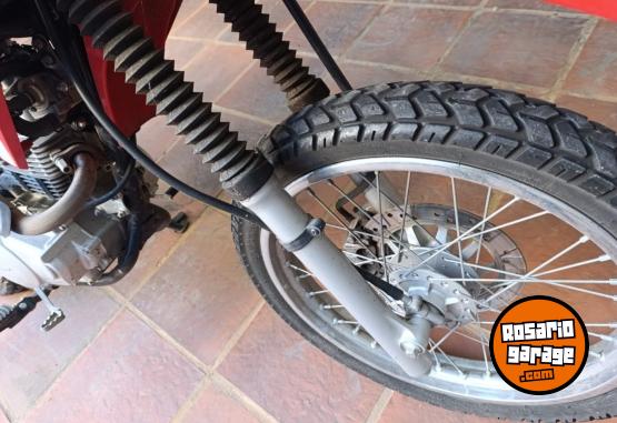 Motos - Honda Xr 150 L 2023 Nafta 9200Km - En Venta