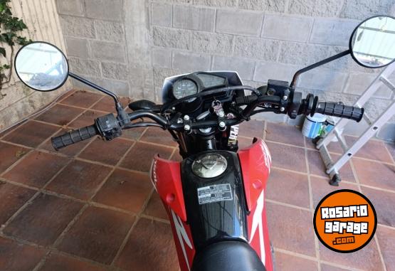 Motos - Honda Xr 150 L 2023 Nafta 9200Km - En Venta