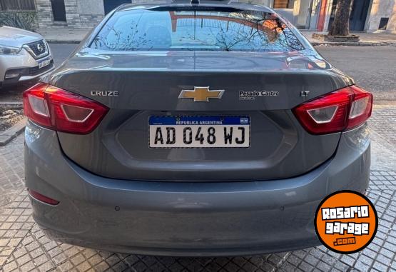 Autos - Chevrolet Cruze LT 2018 Nafta 130000Km - En Venta