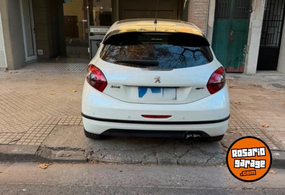 Autos - Peugeot 208 GT 2016 Nafta 102000Km - En Venta