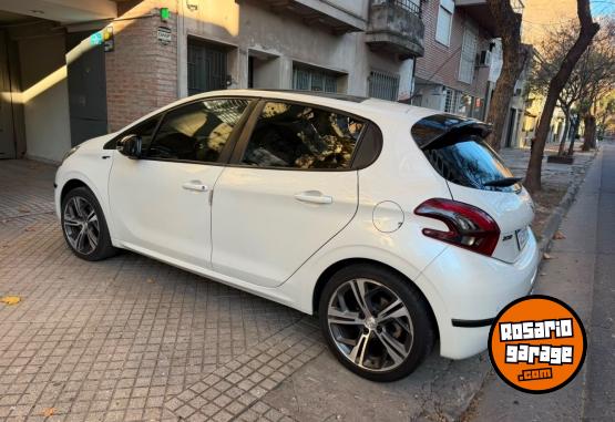 Autos - Peugeot 208 GT 2016 Nafta 102000Km - En Venta