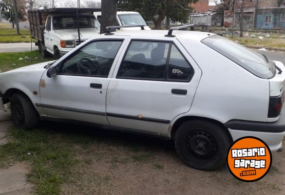 Autos - Renault 19 1996 GNC 250000Km - En Venta