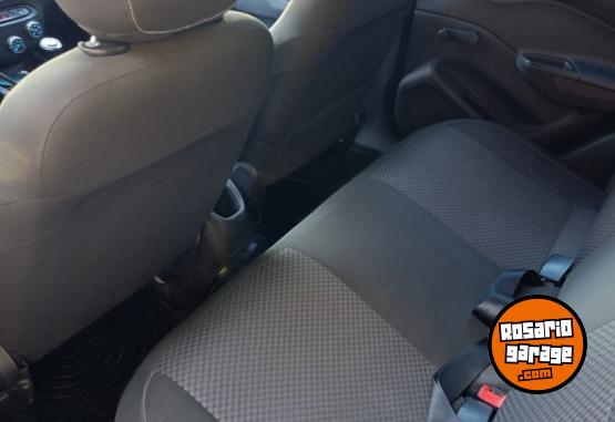 Autos - Chevrolet Prisma 2018 GNC 150000Km - En Venta