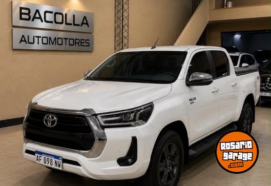 Camionetas - Toyota HILUX SRV 4x4 2021 Diesel 139000Km - En Venta