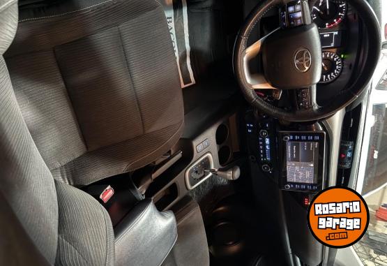 Camionetas - Toyota HILUX SRV 4x4 2021 Diesel 139000Km - En Venta