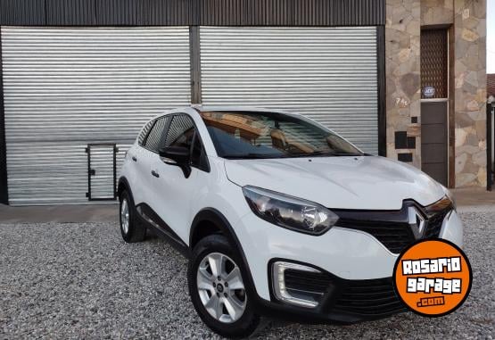 Autos - Renault CAPTUR 2018 Nafta 85000Km - En Venta