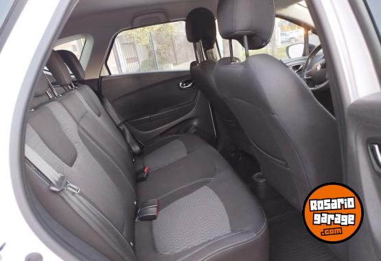 Autos - Renault CAPTUR 2018 Nafta 85000Km - En Venta