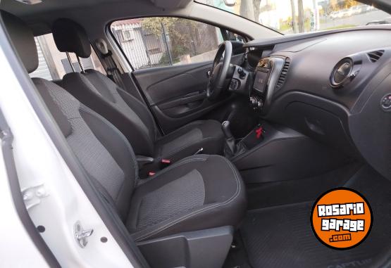 Autos - Renault CAPTUR 2018 Nafta 85000Km - En Venta