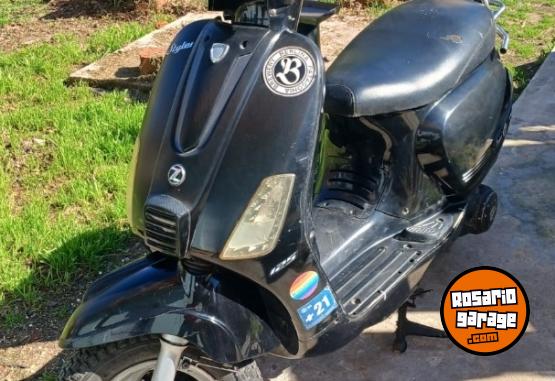 Motos - Zanella Styler 125 exclusive 2015 Nafta 14000Km - En Venta