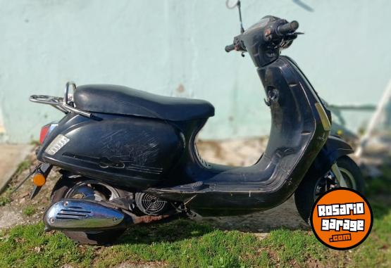 Motos - Zanella Styler 125 exclusive 2015 Nafta 14000Km - En Venta