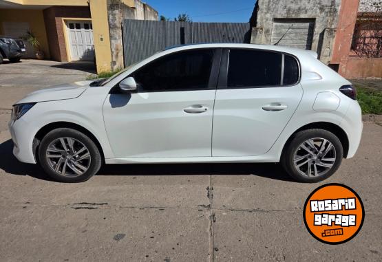 Autos - Peugeot 208 Allure 2021 Nafta 32000Km - En Venta