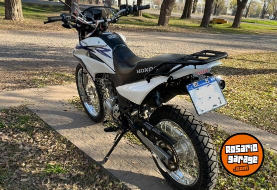 Motos - Honda Xr 150 2017 Nafta 14300Km - En Venta