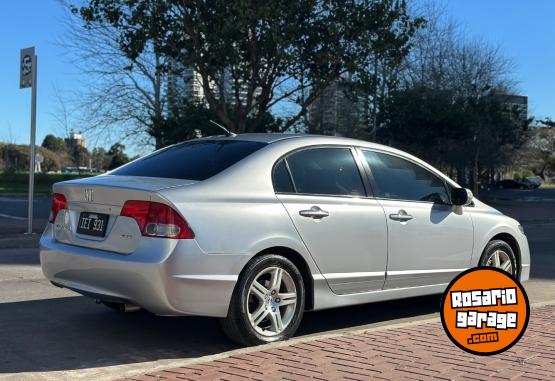 Autos - Honda Civic EXS 2009 Nafta 194000Km - En Venta