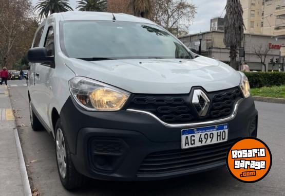Utilitarios - Renault kangoo Expression 2024 2024 Nafta 65000Km - En Venta
