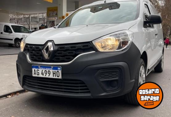 Utilitarios - Renault kangoo Expression 2024 2024 Nafta 65000Km - En Venta