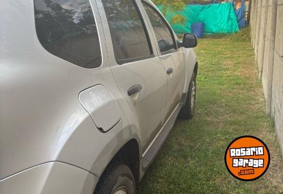 Autos - Renault Duster 2017 GNC 183000Km - En Venta