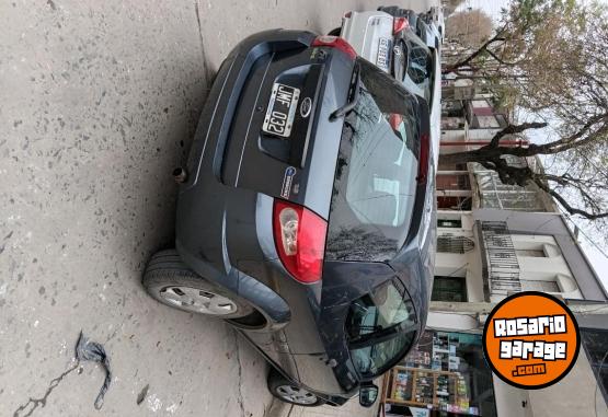 Autos - Ford Ka viral 1.6 2011 Nafta 140000Km - En Venta