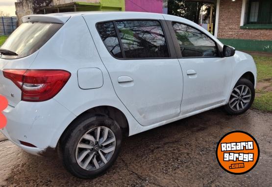 Autos - Renault Sendero intens 2020 Nafta 89000Km - En Venta