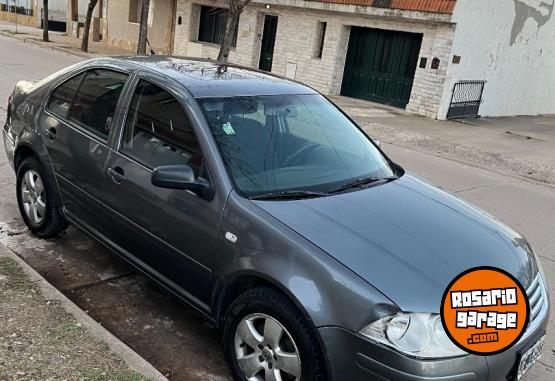 Autos - Volkswagen Bora TDI 2010 Diesel 260000Km - En Venta