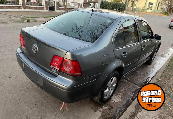 Autos - Volkswagen Bora TDI 2010 Diesel 260000Km - En Venta