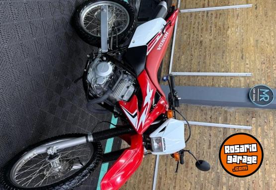 Motos - Honda Tornado 2018 Nafta 19000Km - En Venta