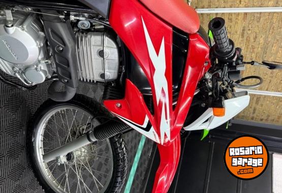 Motos - Honda Tornado 2018 Nafta 19000Km - En Venta