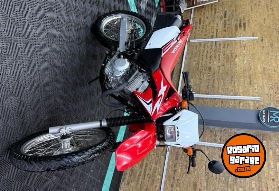Motos - Honda Tornado 2018 Nafta 19000Km - En Venta