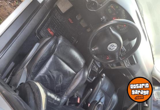 Autos - Volkswagen Golf 2004 Nafta 187000Km - En Venta