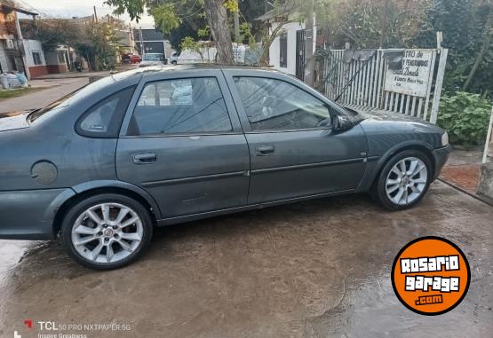 Autos - Chevrolet Vectra 1998 Nafta 230000Km - En Venta