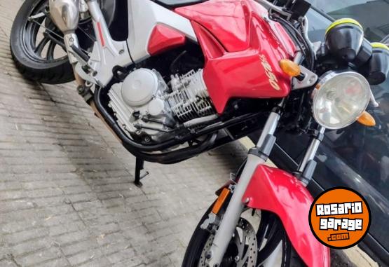 Motos - Yamaha Fazer 250 2010 Nafta 44444Km - En Venta
