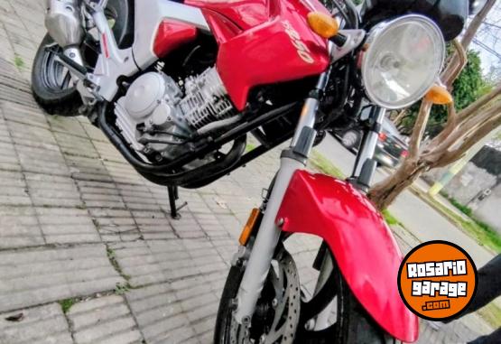 Motos - Yamaha Fazer 250 2010 Nafta 44444Km - En Venta