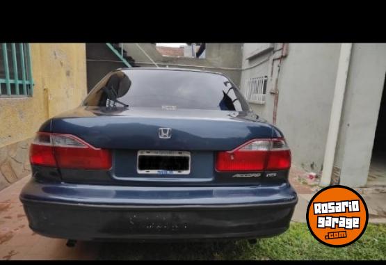 Autos - Honda Accord v6 1998 Nafta 275000Km - En Venta