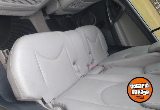 Utilitarios - Toyota Rav4 4x4 full 2009 Nafta 469000Km - En Venta