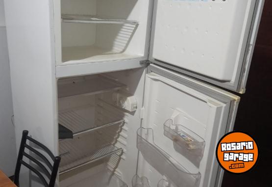 Hogar - HELADERA BAMBI C FREEZER - En Venta