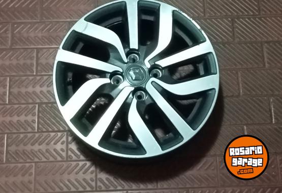 Accesorios para Autos - Llanta. Logan. Sandero - En Venta