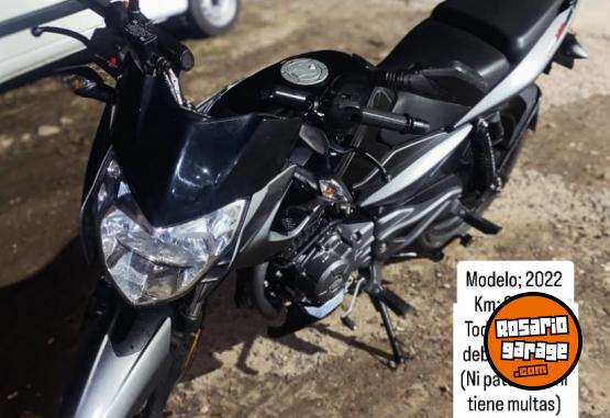 Motos - Bajaj Rouser Ns 125 2022 Nafta 19000Km - En Venta