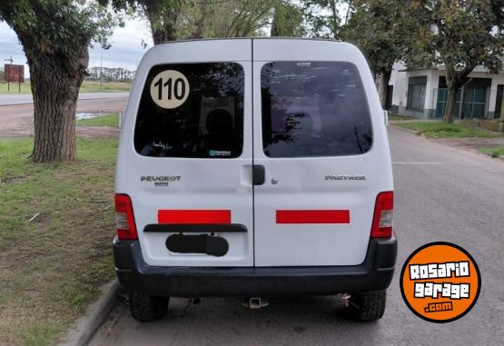 Utilitarios - Peugeot Partner 2012 Nafta 345000Km - En Venta